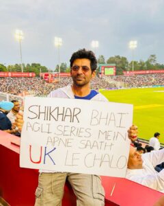 Sunil Grover Instagram - UK mein apne sapno ki innings open karne ke liye aaj yeh bhi try kar liya! 🙏 

 #UnitedKacche on #ZEE5, streaming now