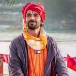 Sunil Grover Instagram - महाशिवरात्रि की शुभकामनाएं ! भोलेनाथ की कृपा सदा बनी रहे आप पर 🙏 🌺🌸