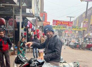 Sunil Grover Instagram - Doodh machale