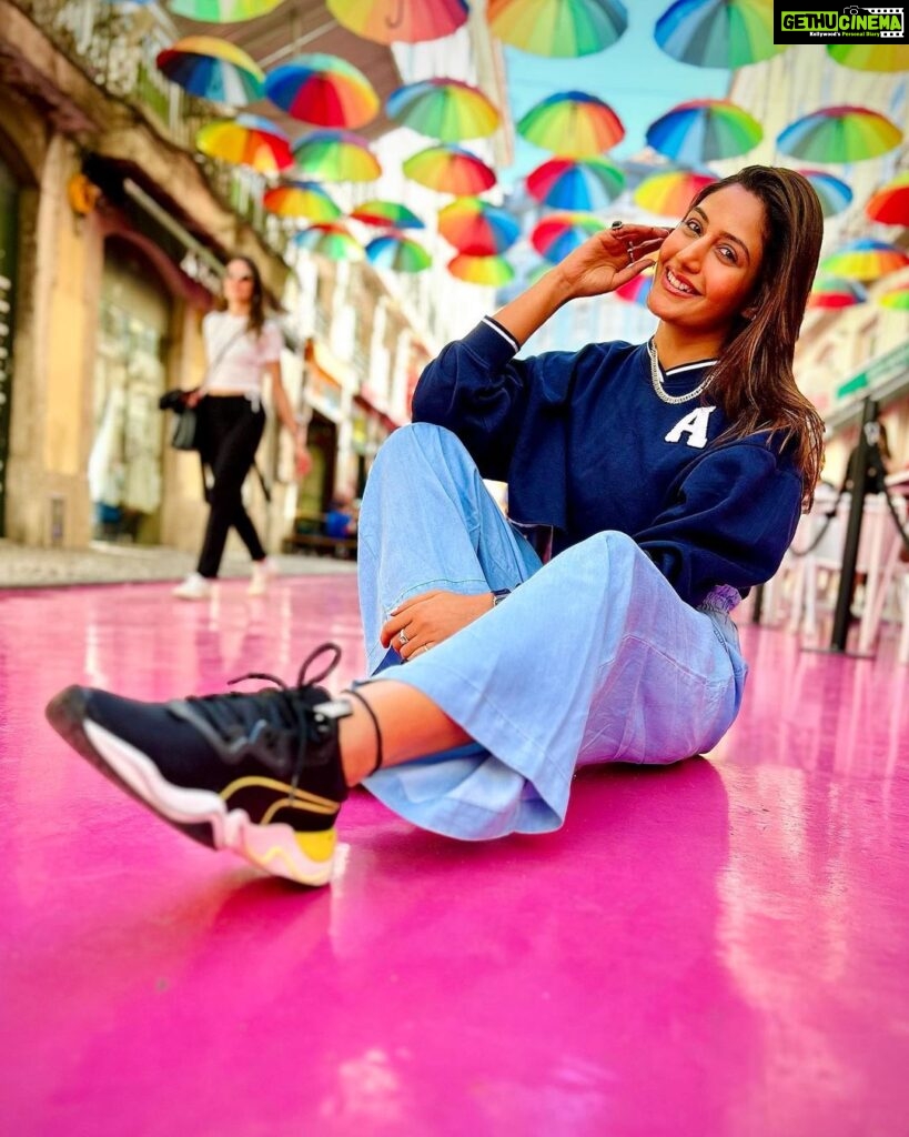 Surbhi Chandna Instagram - A post dedicated to the PINK STREET in Lisbon 💖 Pink Street Lisbon