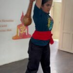 Swasika Instagram – Gadha training 

Kalaripayattu 

@edasserysportybeans @shinu.antony.92 ( Ashan)