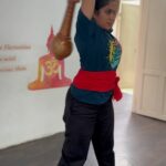 Swasika Instagram - Gadha training Kalaripayattu @edasserysportybeans @shinu.antony.92 ( Ashan)