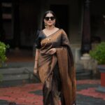 Swasika Instagram - Actress @swasikavj Mua @aneeshcbabumakeupartist Styling @nithinju Outfit @aalaadesigners Jewls @_javahari_ Pics @akhilal_photography #reelsinstagram #reelsvideo #reels #swasika Thiruvananthapuram, Kerala, India