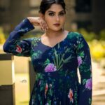 Swasika Instagram - "Blooming with happiness and surrounded by joy" 🌸🌼🌺 Dress : @houseofemkay Stylist : @tharunya_vk Acessories: @magmatvm Photography: @vipin_nairs MUA @_beautyshams_4 #flowers #happiness #naturelovers #swasikavj #dubaidays