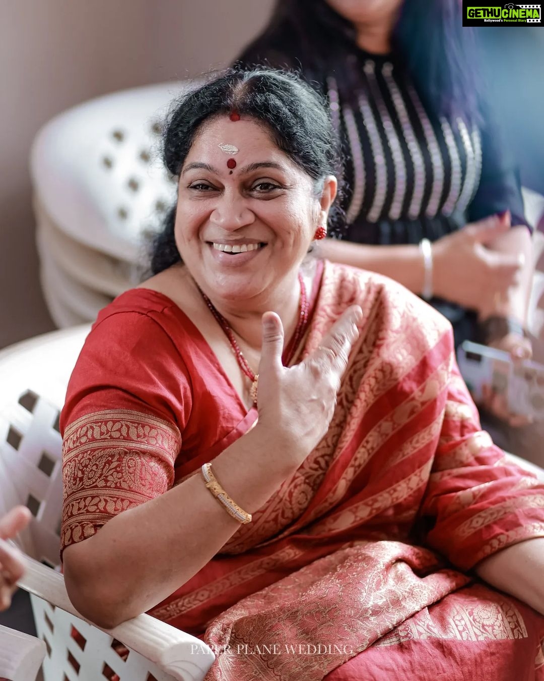 Swasika Instagram - Sending a heartfelt Happy Mother's Day to the beautiful and selfless ladies who have been my backbone and supported my every step of the way. Their sacrifices, unconditional love, and unwavering support have helped shape me into the person I am today. Thank you for all that you do! Happy Mother's Day! @girija.vijayan.127 @priya.parameswaran.526 #happymothersday #ammaandchitta #myladies