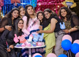Swasika Instagram - Thank you ma girls 😍 that was an amazing day with full of fun and love ❤️❤️ Pic @3leaf_photography Mua @makeupbyanil Dress @anuthreadsbridalstudio Location @johnsvillage @aswathysreekanth @veenanair143 @shruthi_rajanikanth @annaspeeks #friendship #babyshower #pregnancylife #happymoments #7monthspregnant #pregnant #mandothari #swasika #lichi #aswathysreekanthfc #aswathisreekanth #veenanair #shruthirejanikanth