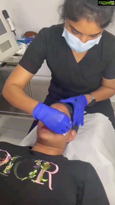 Swasika Instagram - As I have mentioned earlier, @novocareindia plays an important role in my skin scare .Here is a small glimpse of the carbon peel treatment, I took recently from novocare for the reduction of acne. Novocare has been helping me out to take care of my skin very well, even during these busy days of my life . They always amaze me with their professional handling, treatment procedures, hospitality, and definitely the results . Thank you, @novocareindia, for helping me out on taking care of my skin . #swasika #novocare #skintreatment