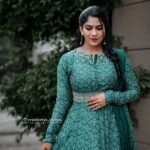 Swasika Instagram - For the love of nature and green ! Mua : @lilly_shaneesh_makeup Styling : @rashmimuraleedharan Costume: @ladies_planet_ Photography: @vysakhvyga_official #swasikavj #swasika