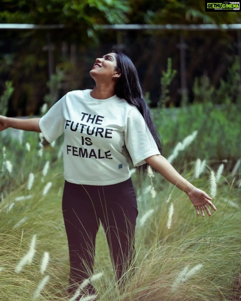 Swasika Instagram - The future is female ! Wearing : @clubwomensofficial Photography: @shamseersiddique #swasika #femalepower #womenpower #mydubai #uae #dubai Dubai, United Arab Emirates