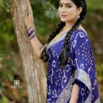 Swasika Instagram - The beautiful @swasikavj slaying a pretty colourful saree and a peppy look . Mua: @abilashchickumakeupartist Saree : @byhand.in Styling: @amal_gop Photography: @akhil_photography_tvm #swasikavj #abilashchickumakeupartist #sareelook #bluesaree #blouse