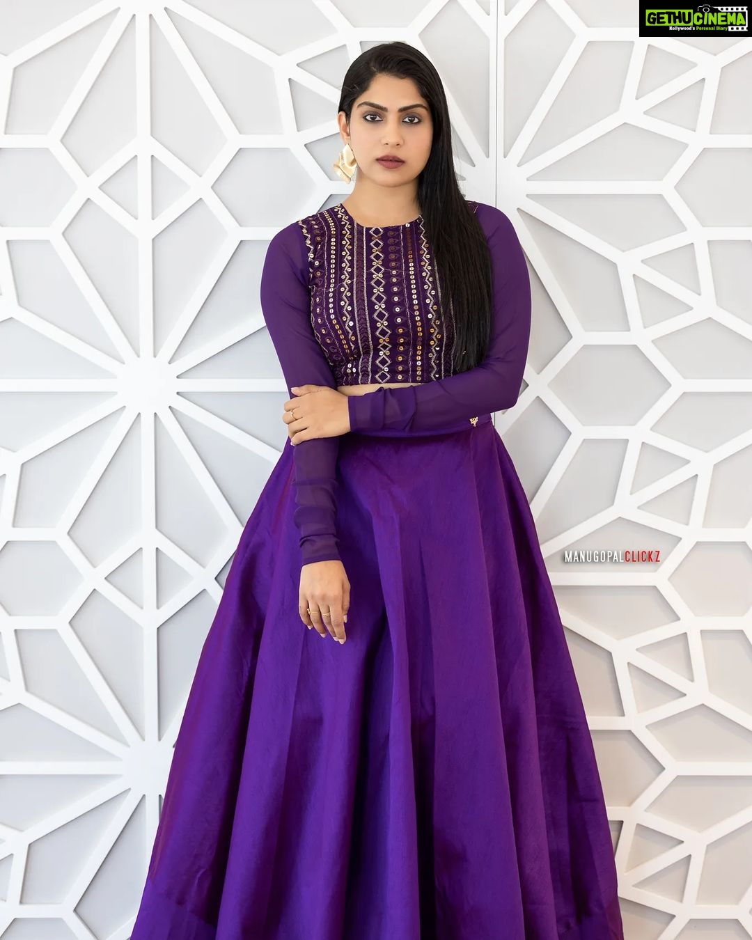 Swasika Instagram - In the vibrant tapestry of life, be bold enough to paint your dreams with hues of purple, for happiness lies not in conformity but in the courageous embrace of one's true colors. Wearing : @riti_boutique Photography: @manugopalclickz #dubai #dubaidays #swasikavj #swasika #purple #purplelove Dubai, United Arab Emirates