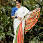 Swasika Instagram - A touch of simplicity and a dash of colorful boldness! In love with the saree . Mua : @abilashchickumakeupartist Saree : @byhand.in Stylist : @amal_gop Jewellery: @anokhi_priyakishore Photography: @akhil_photography_tvm #SimpleYetBold #SareeGlam #swasika