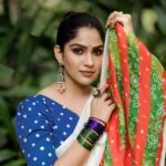 Swasika Instagram - A touch of simplicity and a dash of boldness! This stunning saree look is perfectly complemented by a simple yet striking makeover that accentuates her natural beauty. Muse : @swasikavj Mua : @abilashchickumakeupartist Saree : @byhand.in Stylist : @amal_gop Photography: @akhil_photography_tvm #MakeoverMagic #SimpleYetBold #SareeGlam #swasika #abilashchickumakeupartist #bridesofkerala