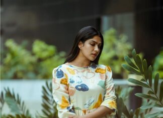 Swasika Instagram - Let flowers bloom in your heart, scattering their vibrant hues of joy and hope. And in the midst of it all, wear a smile that radiates the sheer bliss of existence. Dress : @clubwomensofficial Photography: @shamseersiddique #swasikavj #swasika #dubaidays #mydubai