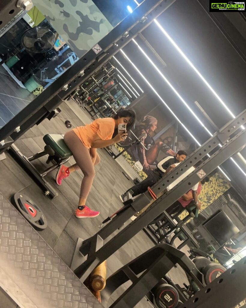 Swathi Deekshith Instagram - Killing session 🔥 #befit #fitness #gymmotivation #stayfit #stayfitdontquit #positivity #bodytransformation