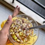 Swathi Deekshith Instagram – Shobhakruth naama samvarsara ugadhi subhakanshalu 🌼🍀🌿🌺🍎🥭✨