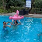 Tanya Sharma Instagram - Before and after pool effects 🤣🤣 . . Swipe right 🤣 #poolparty #alibaug #staycation #friends #fun #ssk2 #tanyasharma