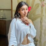 Tanya Sharma Instagram - Flower child 🌺 #instagood #tanyasharma #alibaug #staycation #explore #grateful