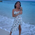 Tanya Sharma Instagram – Hello guys 🌚 #reels #reelsinstagram #maldives #bollywood #trending #reelkarofeelkaro #love #tanyasharma