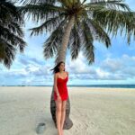 Tanya Sharma Instagram – With love ❤️
From paradise on earth 🌍
.
.
Location- @velassarumaldives
Travel partner- @osmoholidays
Outfit – @luluandskyofficial #maldives #travel #instatravel #2023 #explore #reddress #tanyasharma VELASSARU MALDIVES