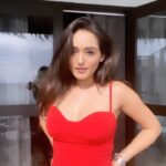 Tanya Sharma Instagram – Get ready with me in MALDIVES 🇲🇻
..
Location – @velassarumaldives
Travel partner – @osmoholidays
Outfit- @luluandskyofficial #reels #travel #travelgram #reelsinstagram #reelitfeelit #explore #maldives #maldivesislands #tanyasharma #trendingreels