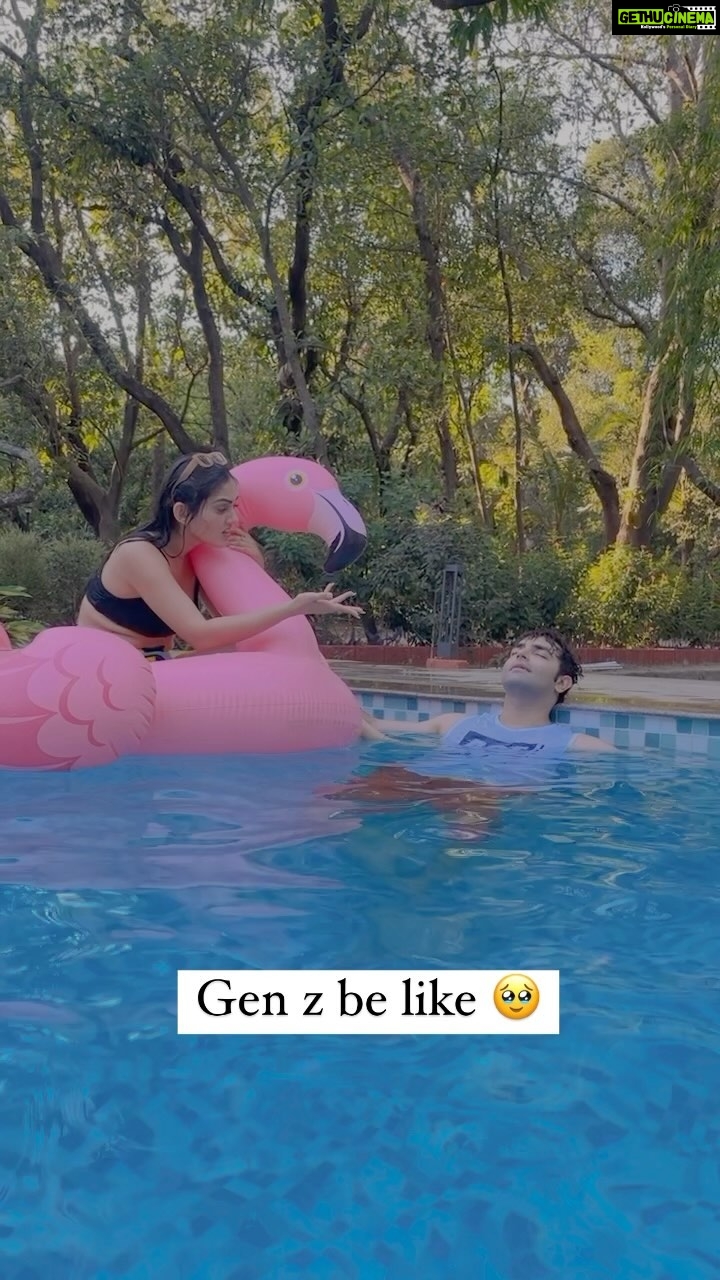 Tanya Sharma Instagram - Me lately 😂though I’m not gen z 🥲 #reels #funny #reelkarofeelkaro #reelitfeelit #tanyasharma #friends #trending #explorepage✨