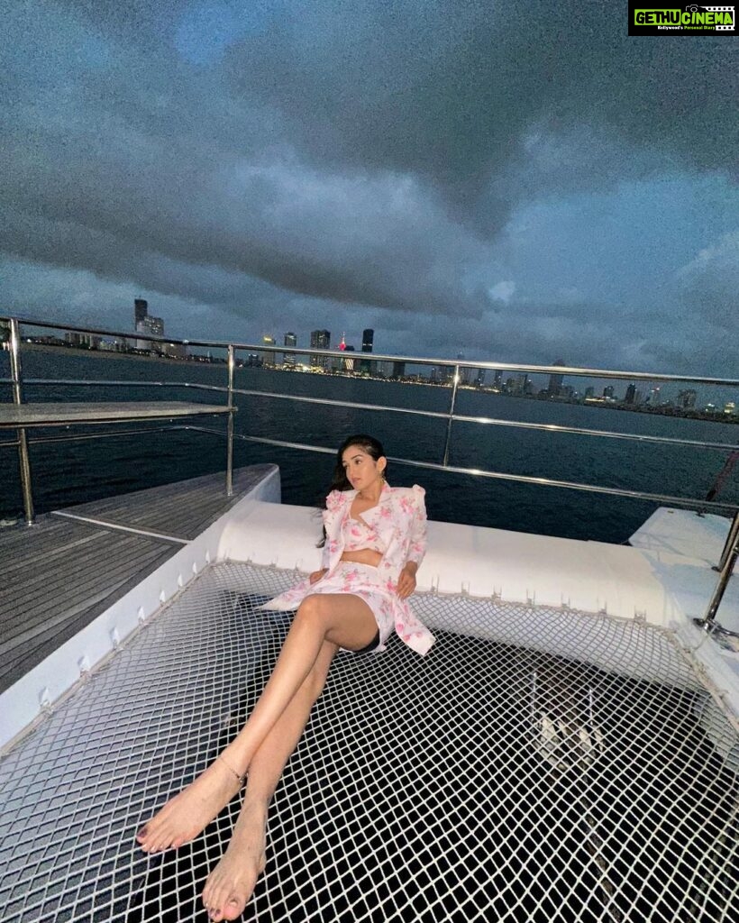 Tanya Sharma Instagram - Just chillin n you? 🤭 . . Styled by @rimadidthat Outfit @papzclothing Earrings @trazenie SAIL LANKA