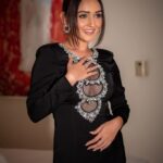 Tanya Sharma Instagram - Sweet like cinnamon 🫦 . . Styled by: @the_neerajpandey Outfit: @rk_designerstudio Jewels: @dishisjewels Mua- Me👀 Shot by - @vikasgorule All ready for @scy.awards at @cinnamongrandcolombo thankyou @goldcoastfilmsofficial for having me 😁🥰 #CinnamonGrandColombo #CinnamonHotels #VisitSriLanka #TravelWithWalkersTours #SCYistheLimit #srilanka Cinnamon Grand Hotel Colombo Sri Lanka