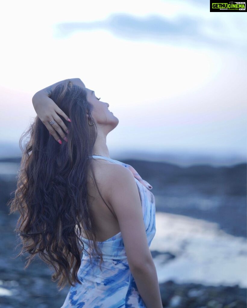 Tanya Sharma Instagram - Can’t touch this 🏹 . . Shot by - @iam_rajinamdar #photoshoot #picoftheday #beach #beachgirl #sunsetlovers #explore #instagood #tanyasharma