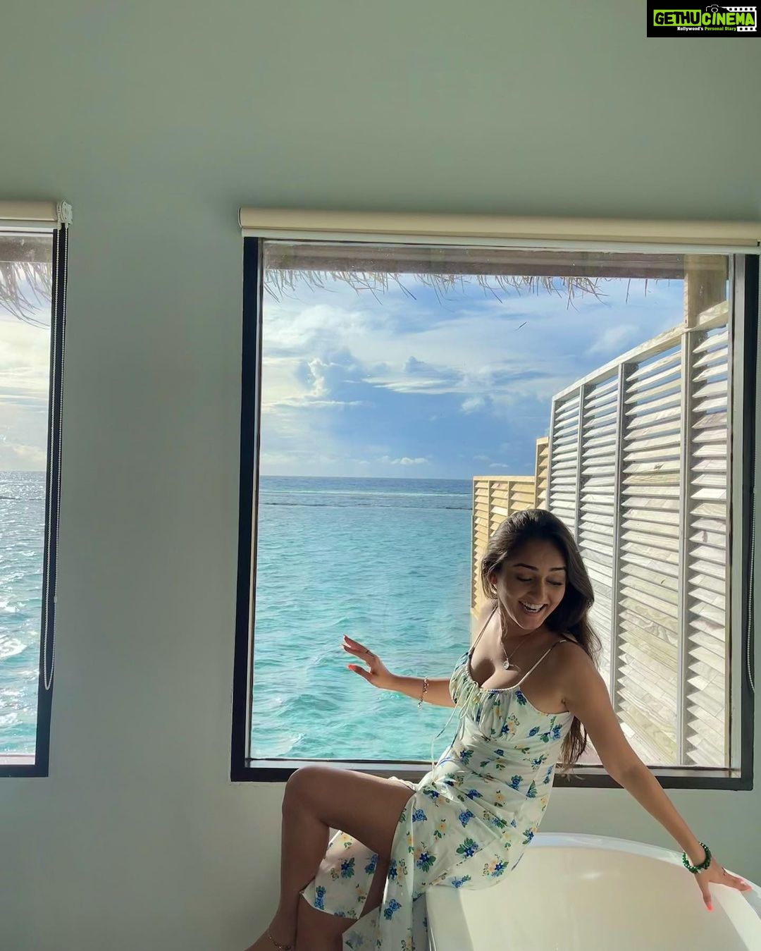 Tanya Sharma Instagram - You are my sunshine my only sunshine you make me happy when skies are grey 🌞✨ . . Location- @velassarumaldives #travel #maldives #instagram #travel2023 #tropical #aesthetics #tanyasharma 𝓗𝓮𝓪𝓿𝓮𝓷.