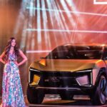 Tara Sutaria Instagram - Here's to celebrating great tech with BE.05 only at the #MahindraEVFashionFestival alongside @cutecircuit's wearable tech! Can’t wait for it to hit the roads 💜 #GrandHomecoming @mahindra_born_electric