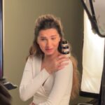 Tara Sutaria Instagram - Folks, please welcome the clumsiest new face of @bobbibrownindia skincare 😂🤎 How have you tolerated my product dropping skills for 4 years, team?! Hats off!!! 🥹😂🤦‍♀️