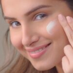 Tara Sutaria Instagram - The secret is out! I am so excited to announce my first-ever skincare campaign with @bobbibrownindia. Meet my favorite, Vitamin Enriched Face Base — a blend of Vitamins B, C, and E helps instantly hydrate, plump, and prep skin for a fresh, healthy-looking glow. Shop now on bobbibrown.in and indulge in exciting offers on all orders! #BobbiBrownIndia #BobbiBrown #BobbiBrownXTaraSutaria