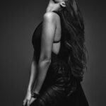 Tara Sutaria Instagram - Nothing like black and white.. 🖤🤍