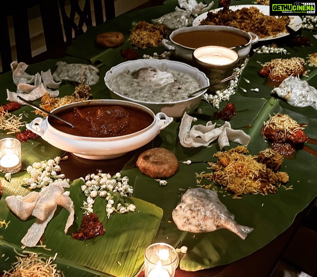 Tara Sutaria Instagram - Saal Mubarak!!! Nothing like being home for the New Year. 🌺🌺🌺