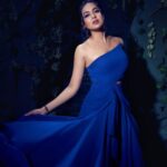 Tejasswi Prakash Instagram - Doing it for me… . . . Outfit @brindasneha Jewellery @anaqajewels styling @shreejarajgopal styling assistant @dhwanii.jain
