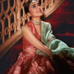 Tejasswi Prakash Instagram - Alexa, play “good for you” . . . Outfit @raw_mango Choker @koharbykanika Rings @minerali_store @karishma.joolry 📸 @visualaffairs_va Styled by @shreejarajgopal Makeup @jyotiiadvani.artistry Hair @chettiarqueensly