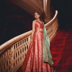 Tejasswi Prakash Instagram - Alexa, play “good for you” . . . Outfit @raw_mango Choker @koharbykanika Rings @minerali_store @karishma.joolry 📸 @visualaffairs_va Styled by @shreejarajgopal Makeup @jyotiiadvani.artistry Hair @chettiarqueensly