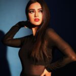 Tejasswi Prakash Instagram - This day ❤️ . . . #gratitude . . Styled by @natashaabothra Team @dhwaniivithalani_22 @teamnatashaabothra Outfit @houseofsoh Earrings @ethnicandaz Rings @ethnicandaz @echoaccessories_ Footwear @feeltwenty Photographer @smileplease_25