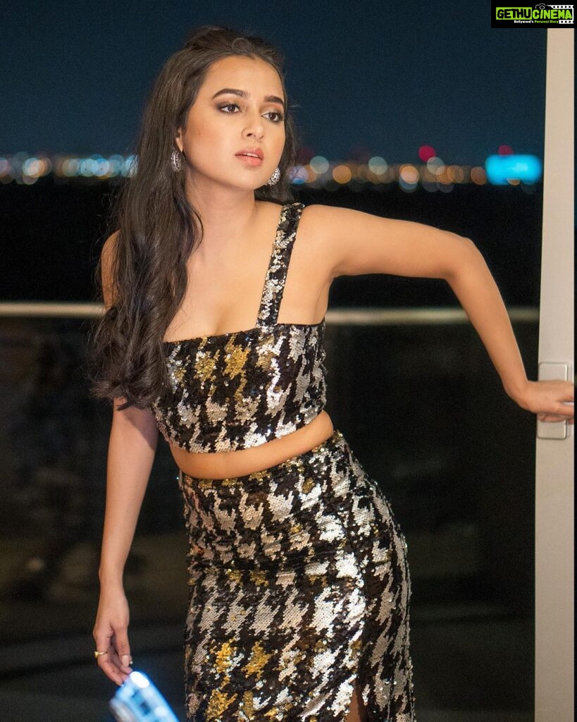 Tejasswi Prakash Instagram - At times it’s about the journey towards the destination . . . Outfit- @wabisabistyl Jewellery- @mozaati Shoes-@stevemadden Styled by: @sheefajgilani Assisted by: @kashishsinhaaa Coordinated by: @niyoshi.jain @tanyasadwhiny 📸 @that.nikhil
