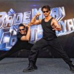 Tiger Shroff Instagram - Bade i may have been born the same year you were launched, but i am sure you can still kick and jump higher than me 😁🥋! And the journey of one of the biggest action spectacles begins today! @akshaykumar @jackkybhagnani @aliabbaszafar @pooja_ent @therealprithvi @vashubhagnani @deepshikhadeshmukh @ihimanshumehra