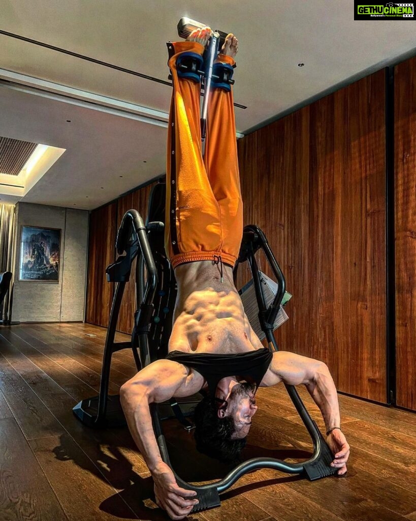 Tiger Shroff Instagram - Everyday rehab post some of the most intense action sequences ive shot🥵