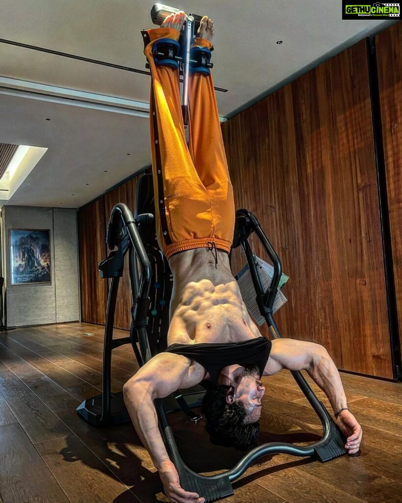 Tiger Shroff Instagram - Everyday rehab post some of the most intense action sequences ive shot🥵
