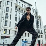 Tiger Shroff Instagram – 🖤