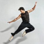 Tiger Shroff Instagram – 🐯🎩