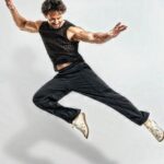 Tiger Shroff Instagram – 🐯🎩