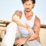 Tiger Shroff Instagram – ☀️ @sheldon.santos