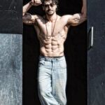 Tiger Shroff Instagram – ☀️💭📸 @bhushangavasofficial