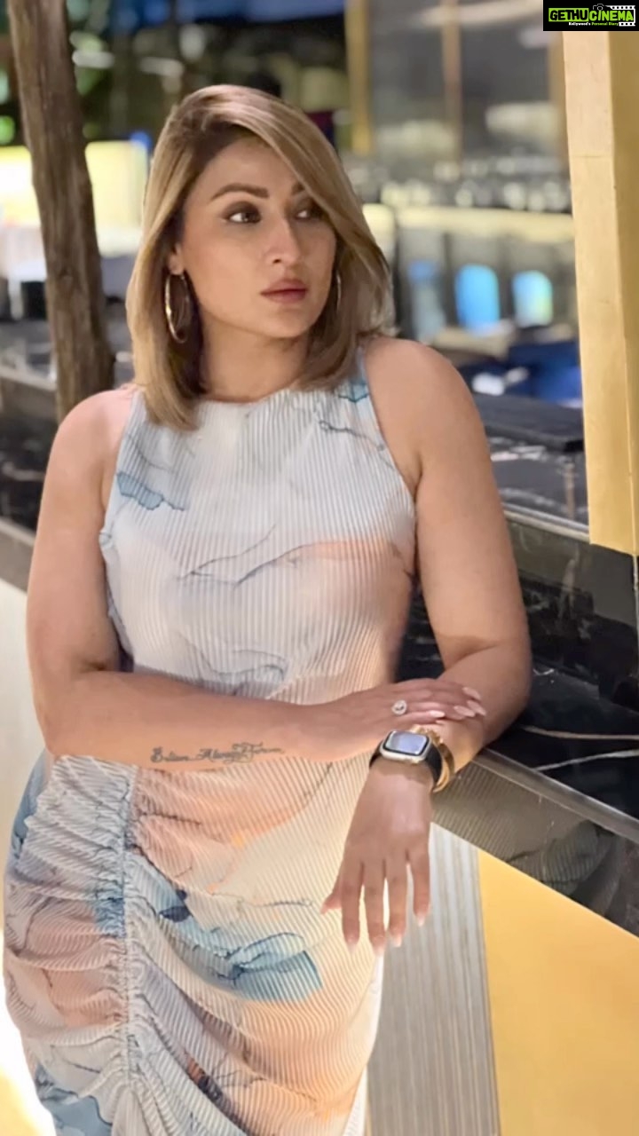 Urvashi Dholakia Instagram - BLUE HEELS DONE RIGHT FOR THE NIGHT π : : #urvashidholakia #reels #reelsinstagram #nightout #aboutlastnight #reelitfeelit #ootd #feeling #good #praia #poser #photography #π In My Own Happy World