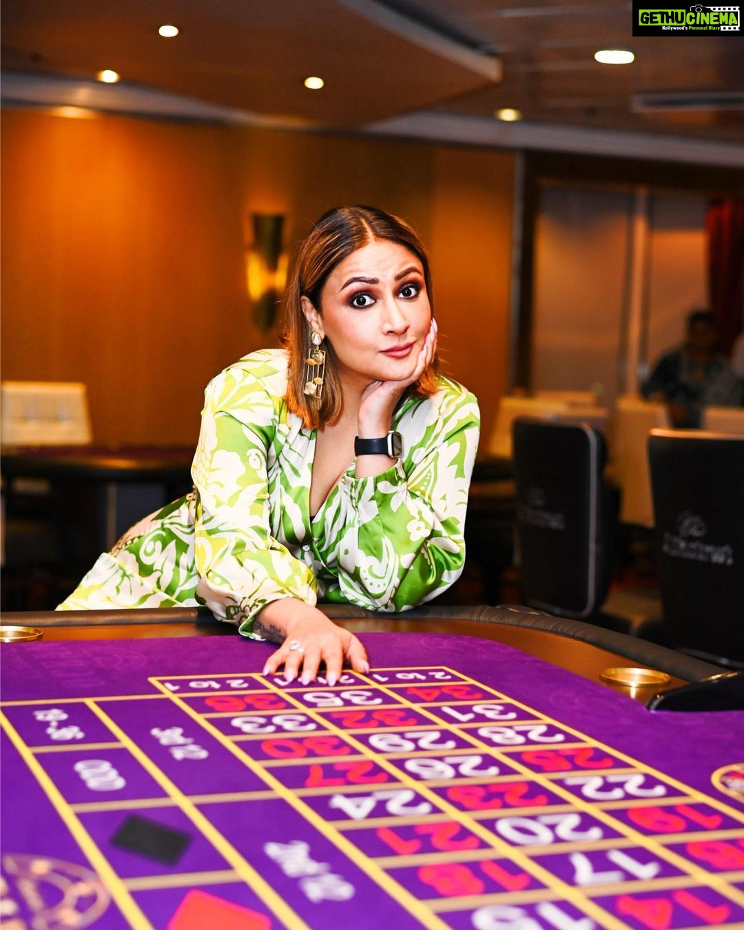 Urvashi Dholakia Instagram - What is life if not a Gamble !? ✨🤷🏼♀️ I’m a no.9 and that’s my lucky number 🥰 what is urs ??? : When on @cordeliacruises u cannot miss the #casino fun 😁 : : #urvashidholakia #cruise #entertainment #cruiselife #sailing #roulette #numbers #✨